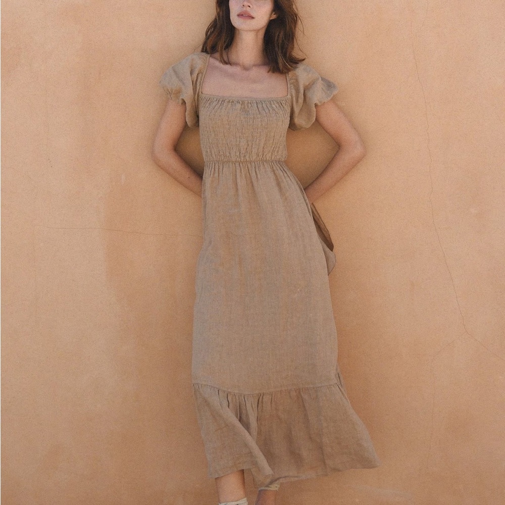 Beachwood baby Square-Neck Puff Sleeve Maxi Dress in Tan